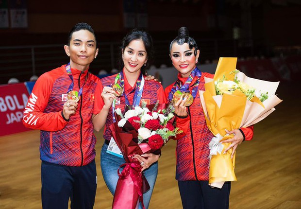 Lập thành tích khủng tại SEA Games 31, Phan Hiển được Khánh Thi thưởng nóng món quà hơn 1 tỷ đồng-6