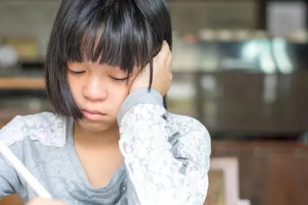 Con cái luôn đối đầu bởi cha mẹ vô tình mắc 4 SAI LẦM: Sửa ngay nếu không hối hận cả đời, đừng đẩy con ra xa vòng tay của mình-2