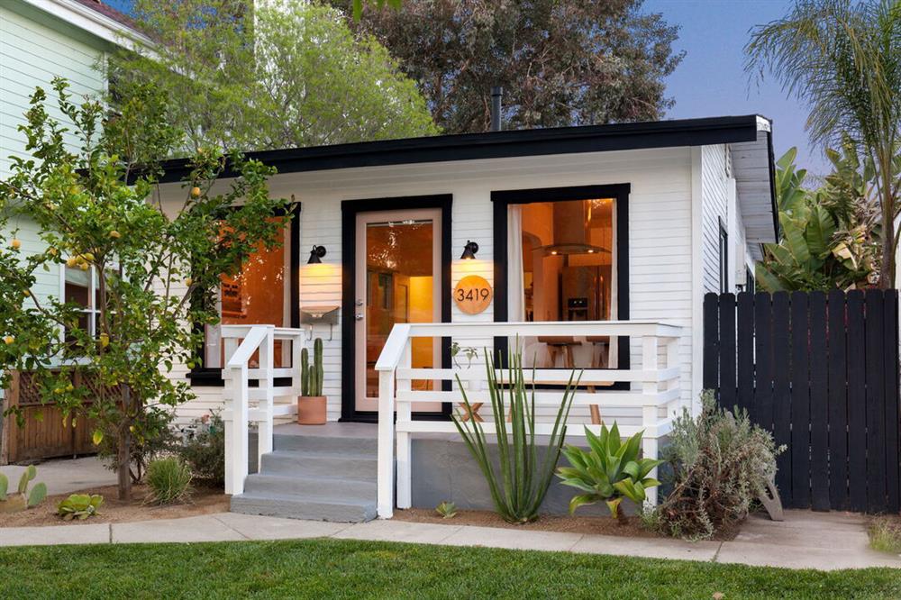 Căn nhà nhỏ có mặt tiền bé tí hạt tiêu, không gian ấm cúng và khu vườn ngoài trời đầy thư giãn-2