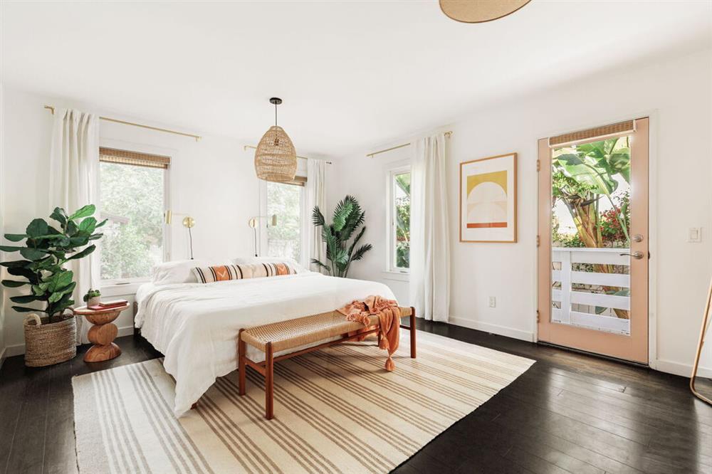 Căn nhà nhỏ có mặt tiền bé tí hạt tiêu, không gian ấm cúng và khu vườn ngoài trời đầy thư giãn-15