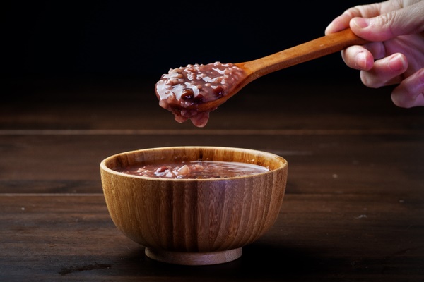 5 kiểu uống nước đậu đen rất có hại nhưng nhiều người lại không biết-5