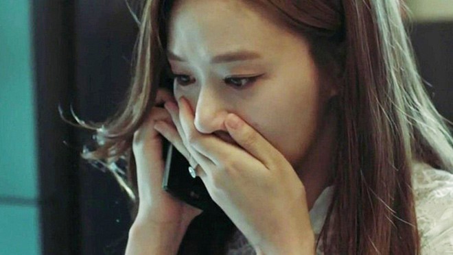 Chồng tuần nào cũng thể dục trong khách sạn, mở cửa ra ngỡ ngàng thấy vợ đứng sừng sững-1