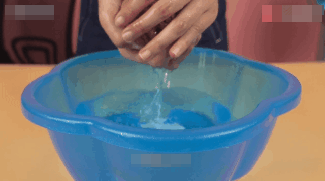 Dùng kẹp gỗ vào quạt điện có hiệu quả tốt, giúp tiết kiệm tiền điện mỗi năm-8