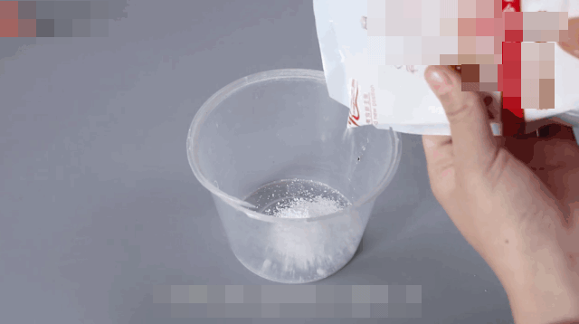 Dùng kẹp gỗ vào quạt điện có hiệu quả tốt, giúp tiết kiệm tiền điện mỗi năm-10