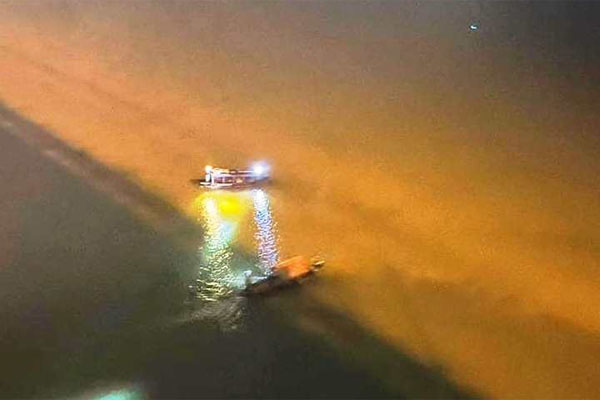 Quặn lòng 2 bức thư người bố để lại trước khi ôm con nhảy sông-6