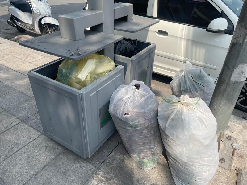 Thùng rác công nghệ 200 tỷ của Hà Nội bị lãng quên?-4