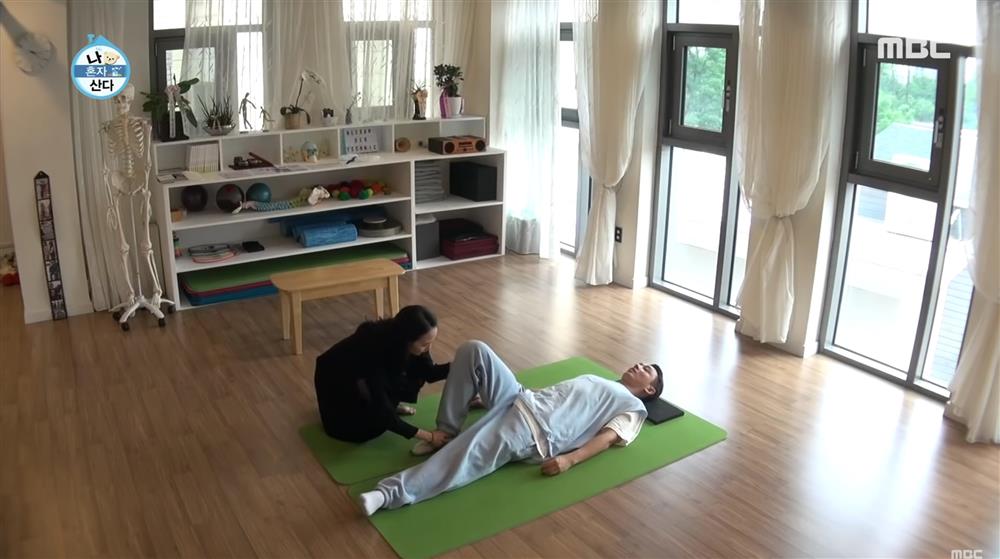 Song Hye Kyo giấu kín nội thất bất động sản nhưng dàn tình cũ chẳng ngại để lộ: Người ở nhà cẩm thạch, người lại sống xanh với thiên nhiên-37