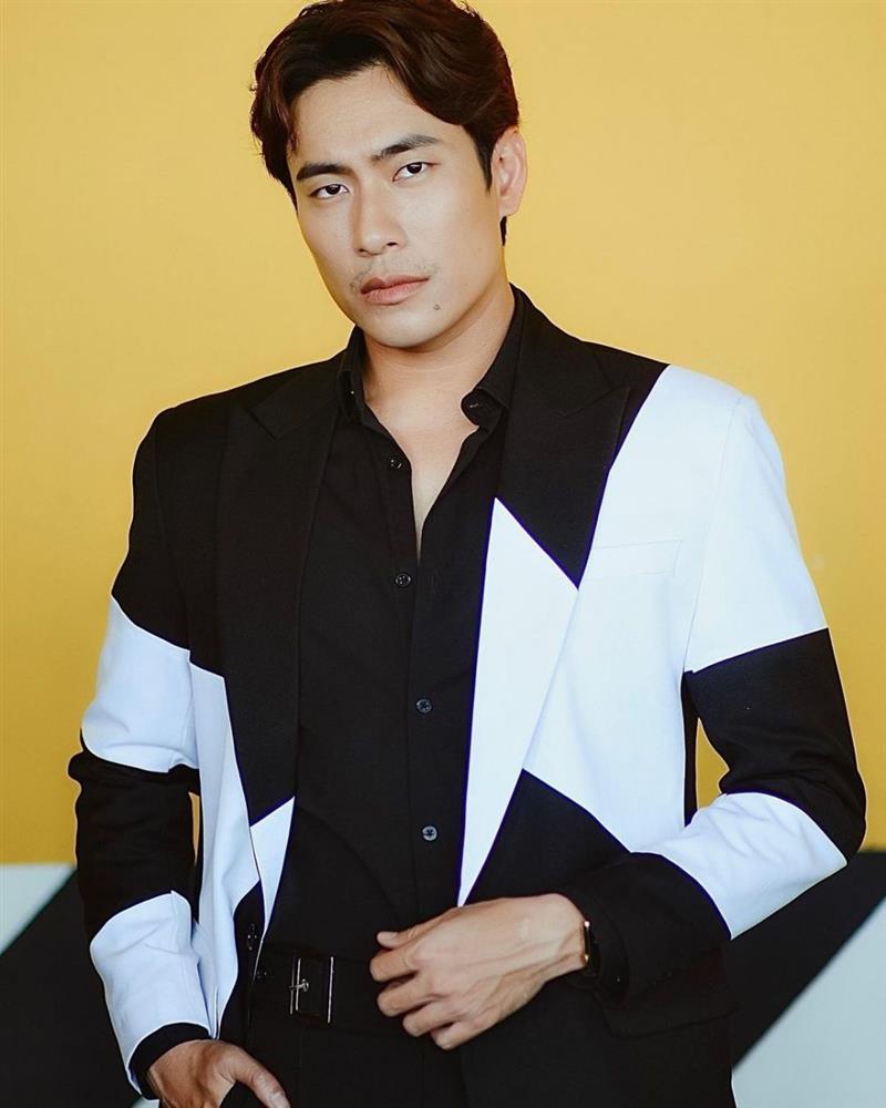 Kiều Minh Tuấn ngụy trang kiểu Úc sau chia tay Cát Phượng-6