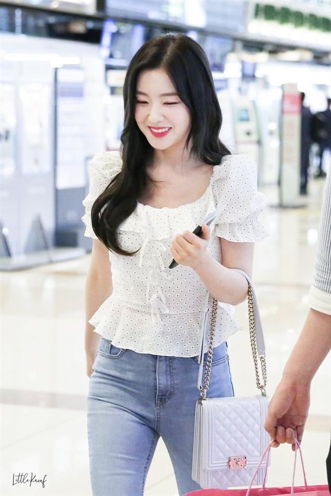 Muốn diện đồ mùa hè trẻ trung như sao Hàn, bạn chỉ cần đầu tư vào 5 món thời trang-16