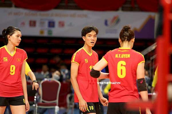 Bích Tuyền 1m88 đập như bom, CĐV Thái Lan đòi kiểm tra giới tính-2