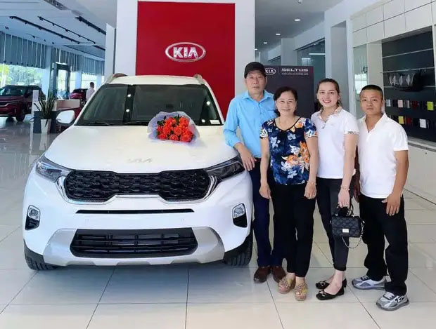 Người phụ nữ về hưu bốc được biển siêu vip, nhiều người trả giá gấp 3 vẫn không mua được-1