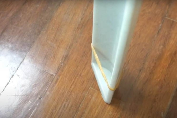 Chỉ vài sợi dây chun có thể xua đuổi kiến, hiệu quả hơn cả thuốc xịt-4