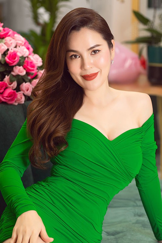 Trước khi ly hôn chồng đại gia hơn 20 tuổi, Hoa hậu Phương Lê được cưng chiều cỡ nào?-1
