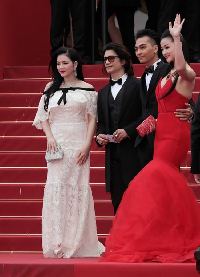 50 tỷ đồng là số tiền Lý Nhã Kỳ chi cho 50 bộ đồ tại Cannes 2022-6