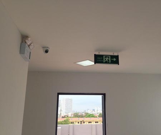 Camera chung cư: Mắt thần bảo vệ cư dân hay công cụ dòm ngó của các vị hàng xóm tọc mạch?-1