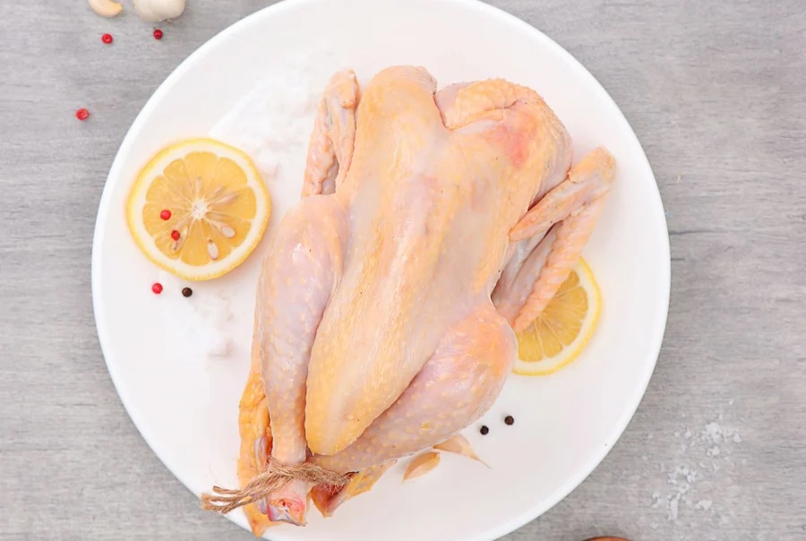 2 mẹo nhỏ giúp nhổ lông gà nhanh, sạch cả lông tơ trong tích tắc-1