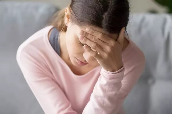 Dấu hiệu cảnh báo tổn thương não hay bị bỏ qua-1