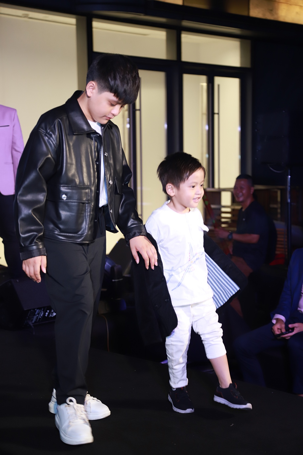 Kỷ niệm 14 năm ngày cưới, Thanh Thúy tuyên bố: Vượt qua nhiều sóng gió sẽ rất khó để ly dị với Đức Thịnh-6