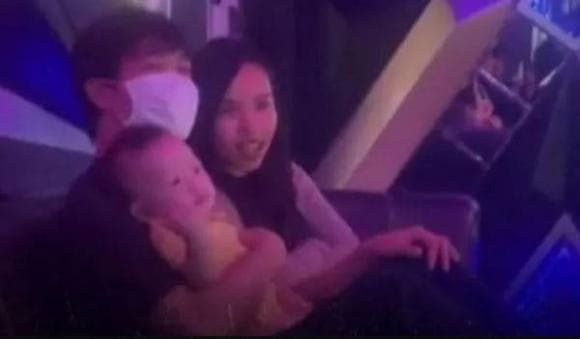 Tiền đạo Công Phượng cuối cùng cũng chịu để lộ mặt quý tử-3