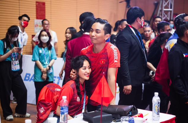 Phan Hiển: Ba mẹ tôi là người đứng ra khuyên ngăn, hàn gắn tôi với Khánh Thi-1