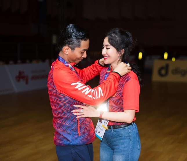Phan Hiển: Ba mẹ tôi là người đứng ra khuyên ngăn, hàn gắn tôi với Khánh Thi-2