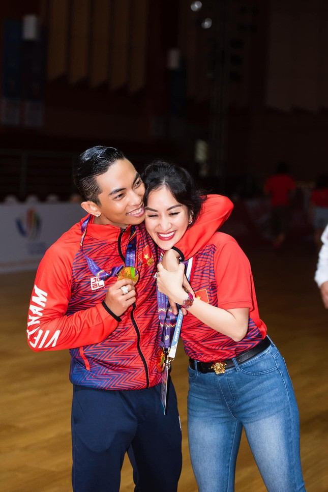 Phan Hiển: Ba mẹ tôi là người đứng ra khuyên ngăn, hàn gắn tôi với Khánh Thi-4