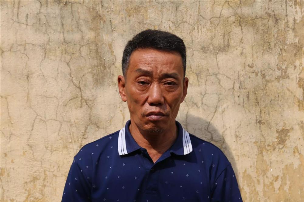 Tạm giữ người chồng dùng dao, súng đe dọa giết vợ ở Vĩnh Phúc-1