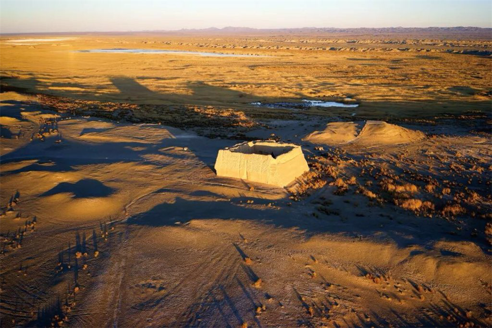 Bí ẩn Ngọc Môn Quan - Vén màn sự thật về lời đồn hồn ma trấn yểm lối vào Lop Nur-1