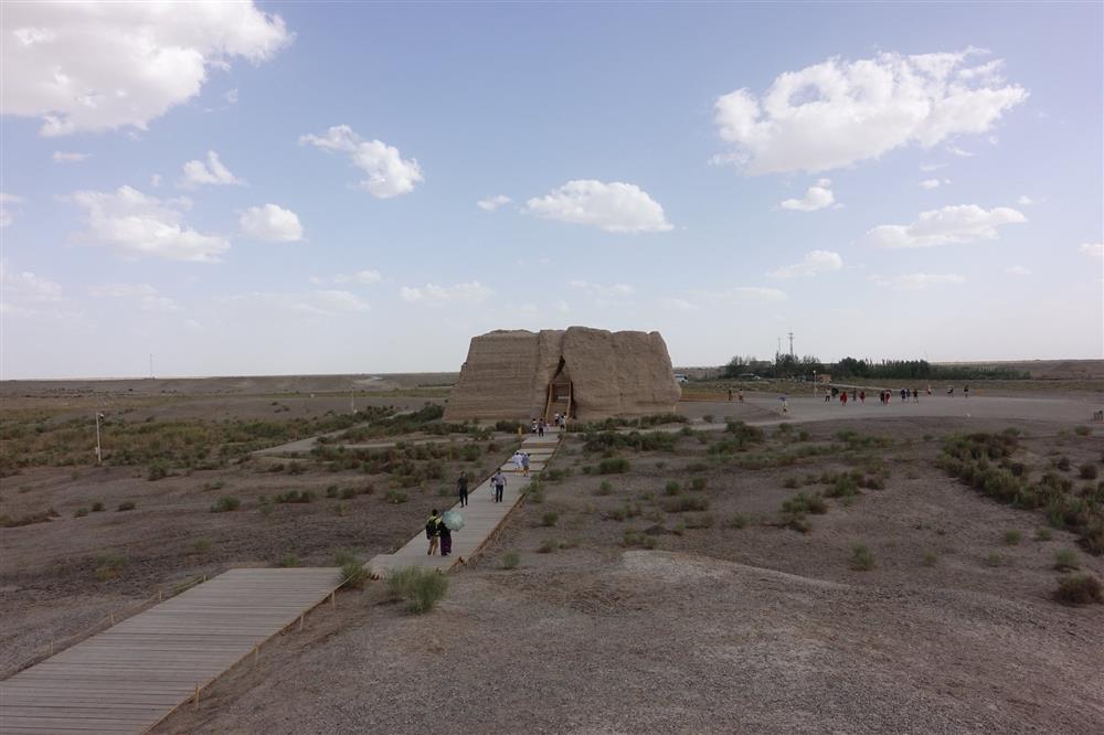 Bí ẩn Ngọc Môn Quan - Vén màn sự thật về lời đồn hồn ma trấn yểm lối vào Lop Nur-13