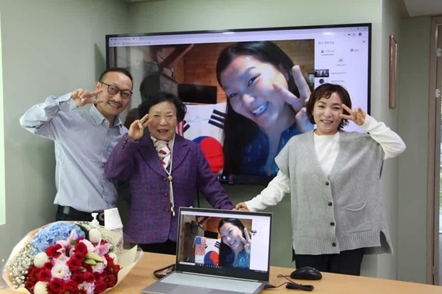 Chị em sinh đôi lạc nhau từ lúc 2 tuổi, không lớn lên cùng quốc gia và hoàn cảnh, 44 năm sau sự khác biệt giữa họ khiến khoa học bất ngờ-3