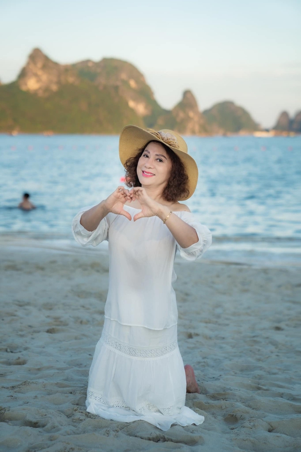 NSƯT Hương Dung: Trên phim quyền lực, ngoài đời chúa trổm-3