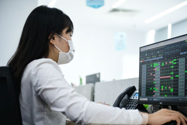 Chơi chứng khoán thua lỗ, nam thanh niên Hà Nội hoang báo bị cướp-2