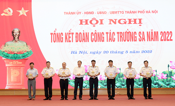 Tổng kết chuyến công tác thăm, động viên quân, dân huyện đảo Trường Sa và Nhà giàn DK1 năm 2022-2