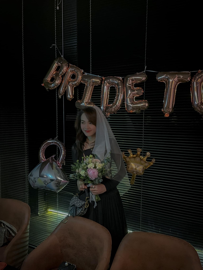 Minh Hằng được bạn thân bí mật tổ chức tiệc độc thân ngay trước hôn lễ-2