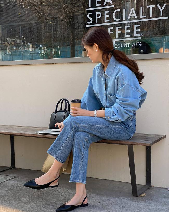 Dù đi giày đen đơn giản, bạn vẫn cần khéo mix với 12 kiểu trang phục này thì mới sành điệu xuất sắc-1