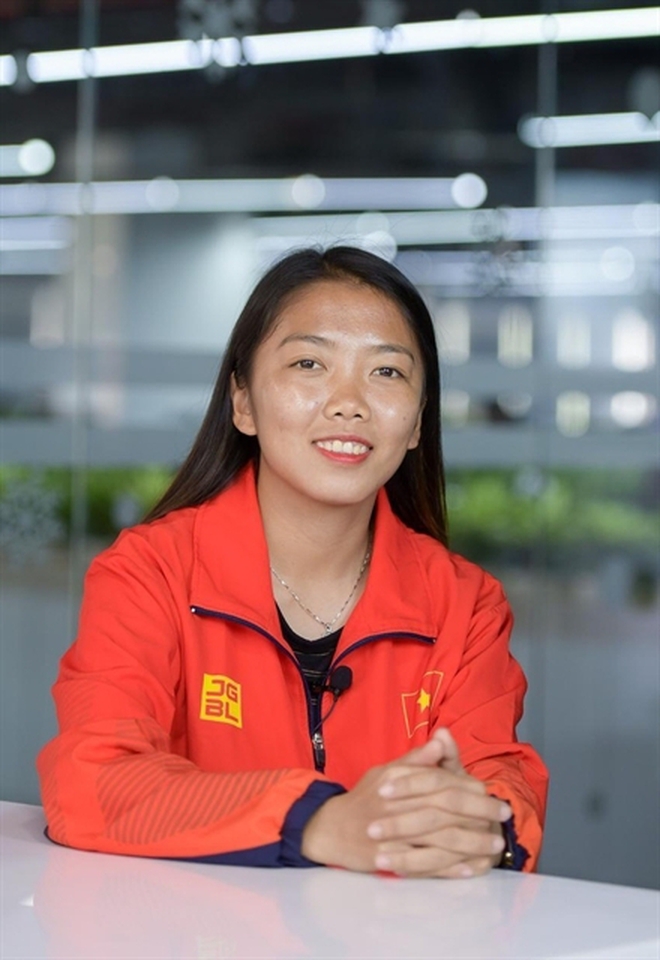 Cô gái vàng Huỳnh Như: Không bỏ dở việc học dù bận theo đuổi đam mê, 4 lần giành Quả bóng vàng nữ Việt Nam-4