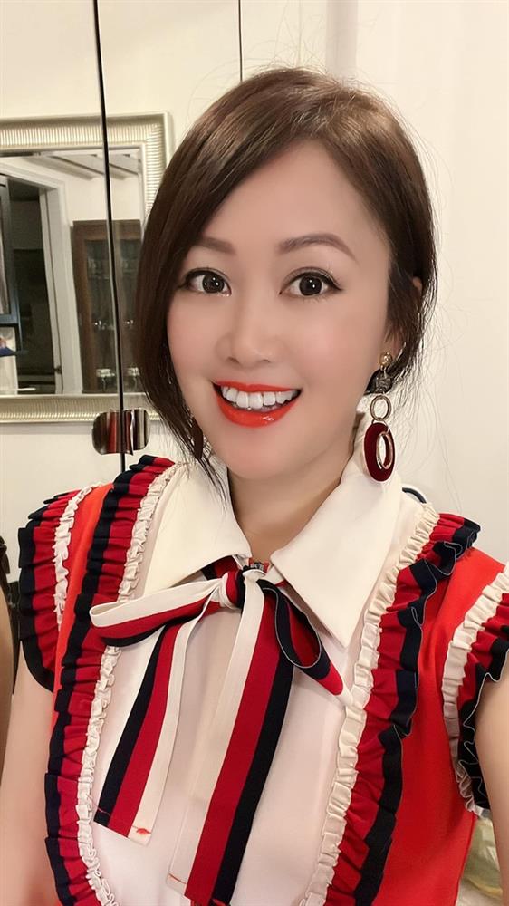 Cuộc đời Chúc Anh Đài kinh điển nhất màn ảnh sau 22 năm: U60 vẫn trẻ đẹp, hạnh phúc viên mãn bên Mã Văn Tài-4