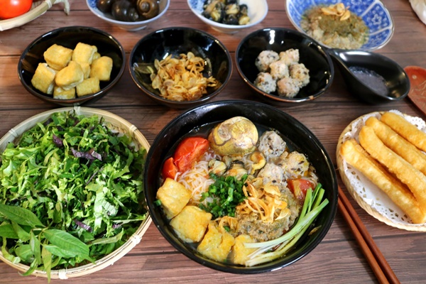 5 công thức món bún ngon chào hè hấp dẫn, đậm đà hương vị Hà Nội, chị em trổ tài đảm bảo chồng con mê tít-1