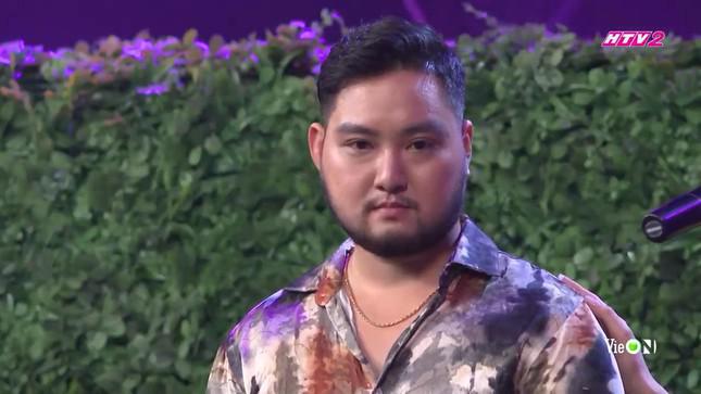 Nữ chuyển giới thành nam đầu tiên xuất hiện ở Người ấy là ai khiến Trấn Thành bật khóc-1