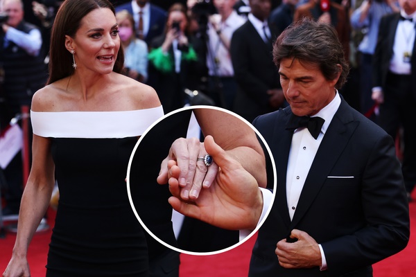 Phản ứng bất thường của Công nương Kate sau khi được tài tử Tom Cruise cầm tay dìu đi gây xôn xao dư luận-1
