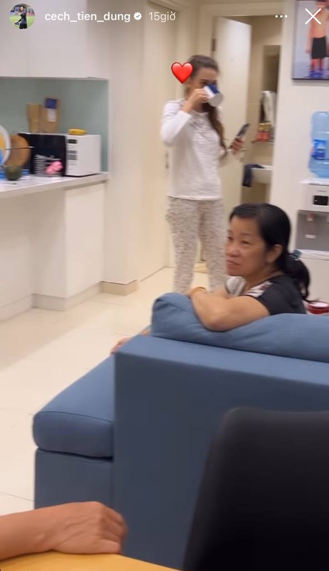 Thủ môn Bùi Tiến Dũng giàu cỡ nào trước khi lấy vợ?-3