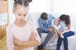 'Trẻ nhỏ - tổn thương lớn', 5 câu nói vô tư của cha mẹ khiến con tủi thân khi gia đình có thêm em bé