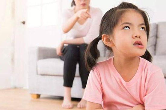 Có 3 biểu hiện của trẻ trong giai đoạn “ghét người thân”, biểu hiện thứ nhất ẩn sâu và cần đề phòng nhất