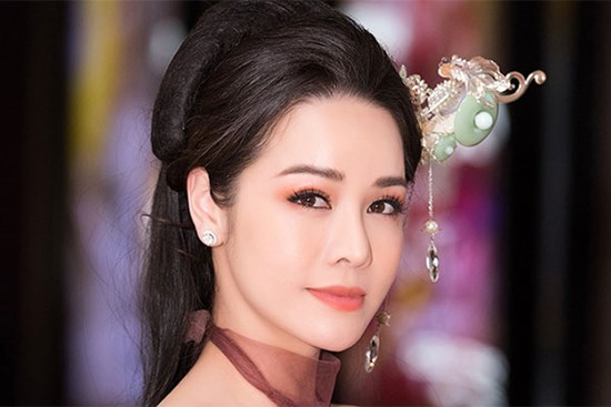 Đường tình duyên đầy 'sóng gió' của ca sĩ Nhật Kim Anh