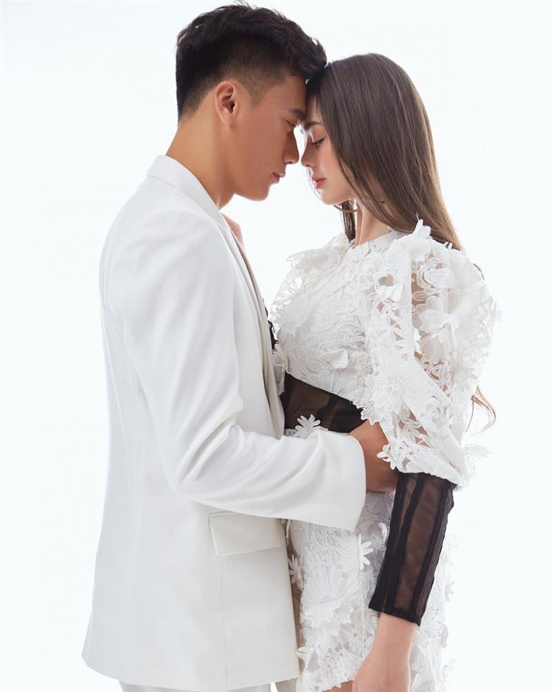 Vợ người mẫu nhắn Bùi Tiến Dũng: Anh làm cuộc sống của em đáng giá-14