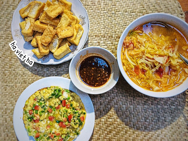 Mẹ đơn thân tất bật buôn bán vẫn chu toàn cơm ngon canh ngọt cho 2 con, nhìn là biết tháo vát thế nào!-4