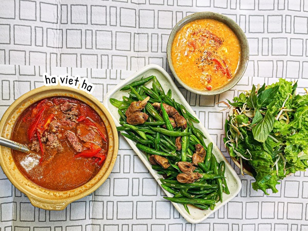 Mẹ đơn thân tất bật buôn bán vẫn chu toàn cơm ngon canh ngọt cho 2 con, nhìn là biết tháo vát thế nào!-8