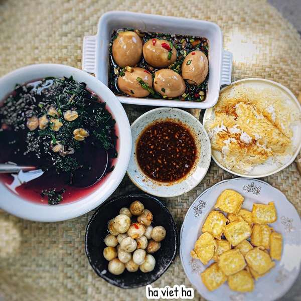 Mẹ đơn thân tất bật buôn bán vẫn chu toàn cơm ngon canh ngọt cho 2 con, nhìn là biết tháo vát thế nào!-14