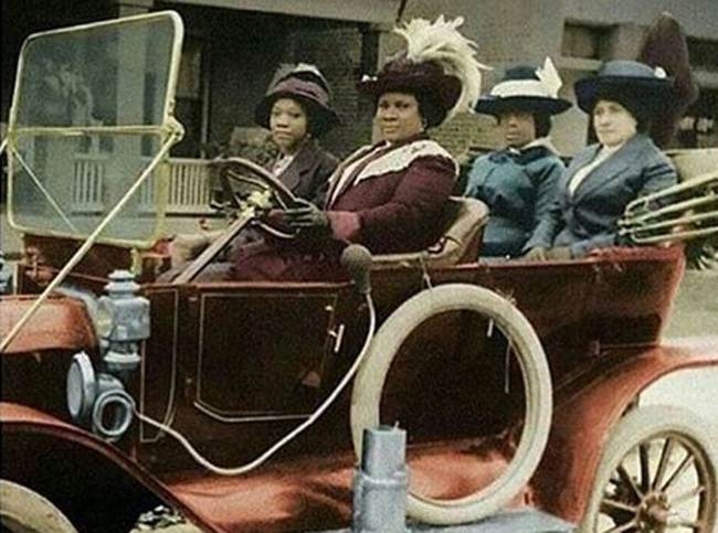 Nữ triệu phú tự thân đầu tiên của thế giới: 7 tuổi mồ côi, 20 tuổi một mình nuôi con và căn bệnh làm thay đổi cuộc đời-5