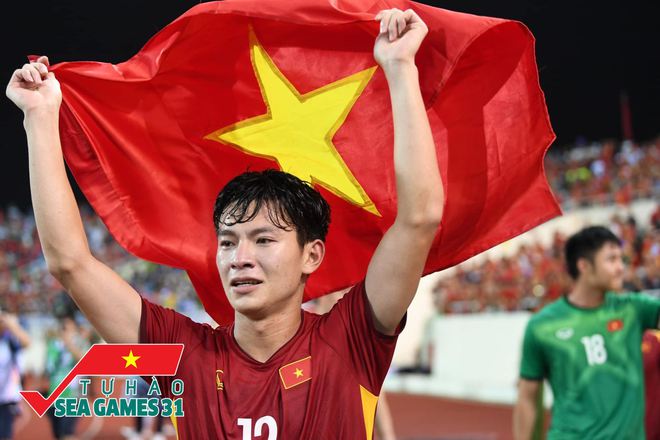 Những khoảnh khắc đầy cảm xúc trong trận chung kết U23 Việt Nam - U23 Thái Lan: Món quà tri ân vô giá tới người hâm mộ và HLV Park Hang-seo-16